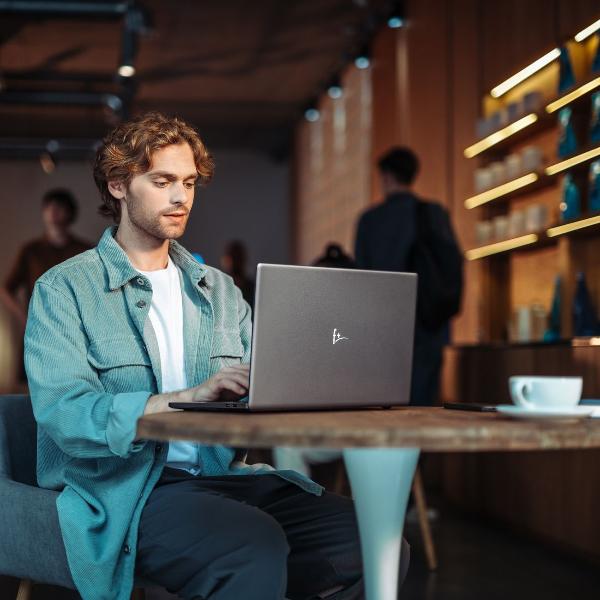 laptop-plus-f-flaptop-r-series-15.6inch-amd-ryzen-5-5600u-8-512-win-silver-fltp-5r5-8512-w-8