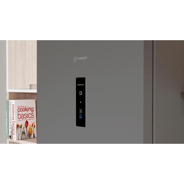 refrigerator-with-bottom-freezer-indesit-its-5200g-5