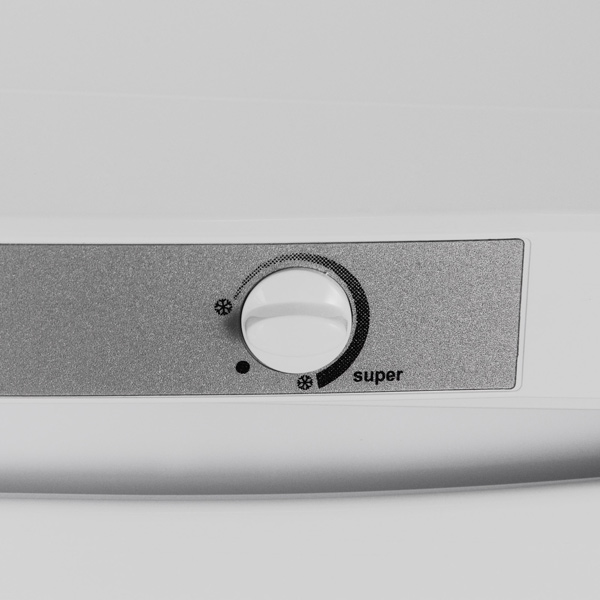 freezer-indesit-sfr100-4