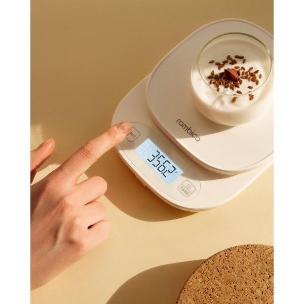 scales-kitchen-from-built-in-accumulator-rombica-mykitchen-eva-10