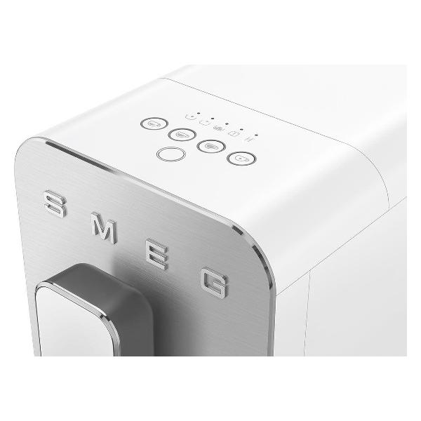 coffee-machine-smeg-white-bcc11whmeu-5