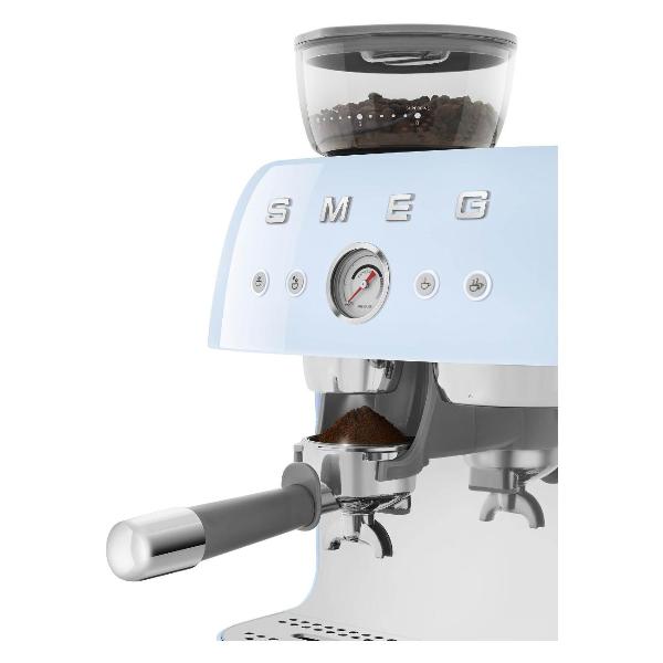 coffee-maker-horn-type-smeg-egf03pbeu-5