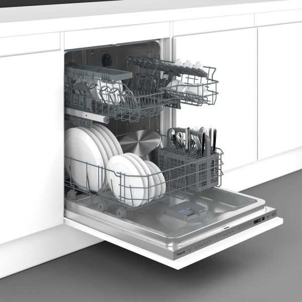 built-in-dishwasher-hotpoint-hi-4d66-3