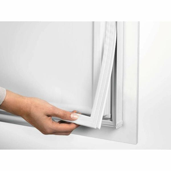 built-in-freezer-liebherr-sifnf-5108-22-001-7