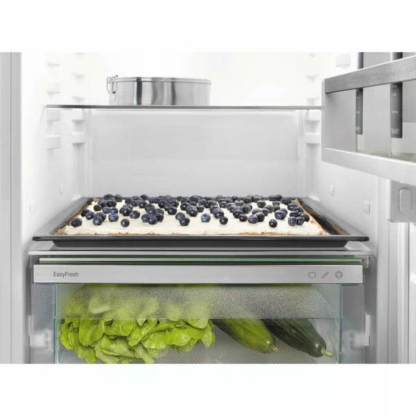built-in-refrigerator-combi-liebherr-icf-5103-22-001-8