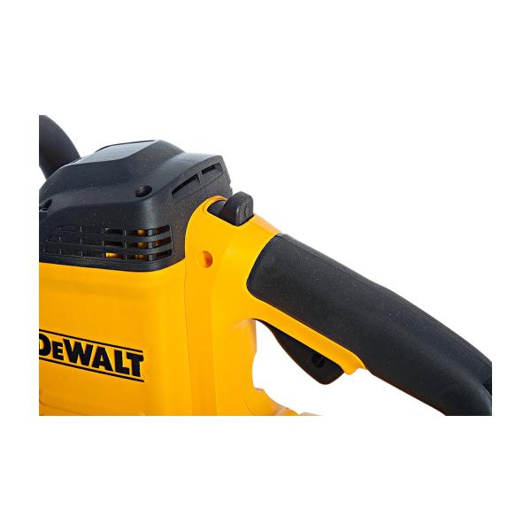 alligator-saw-dewalt-dwe-397-4