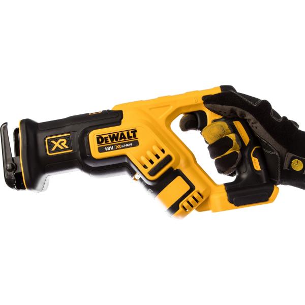 brushless-saber-saw-dewalt-18v-xr-dcs367n-6