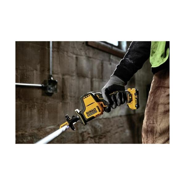brushless-saber-saw-dewalt-12v-xr-dcs312n-xj-5