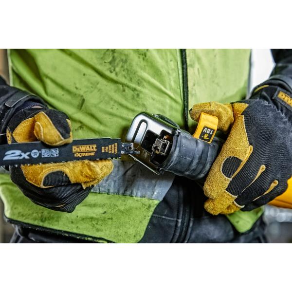 accumulator-saber-saw-dewalt-dcs380n-18v-2950strokem-28.6mm-without-akb-and-charger-dcs380n-xj-6