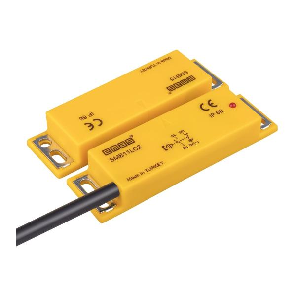 magnetic-sensor-emas-1nz1no-wire-2m-distance-response-5mm-indicator-led-left-exit-ip68-smb11lc2-b15-1