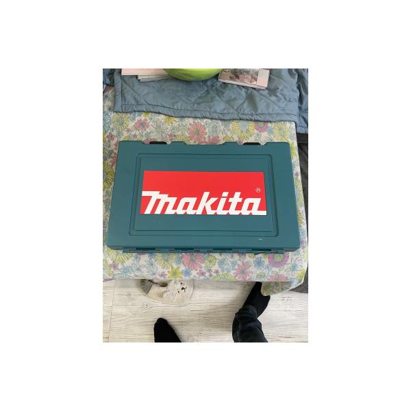 perforator-makita-hr-2475-6