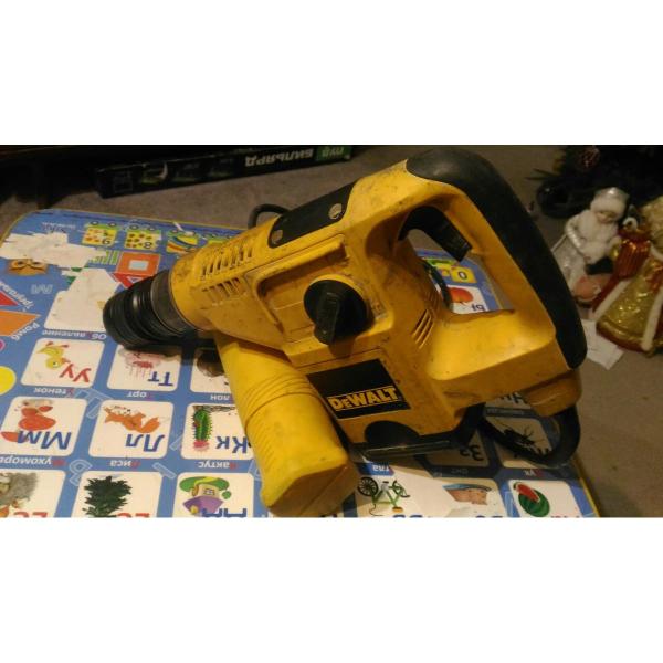 perforator-dewalt-d-25413k-6