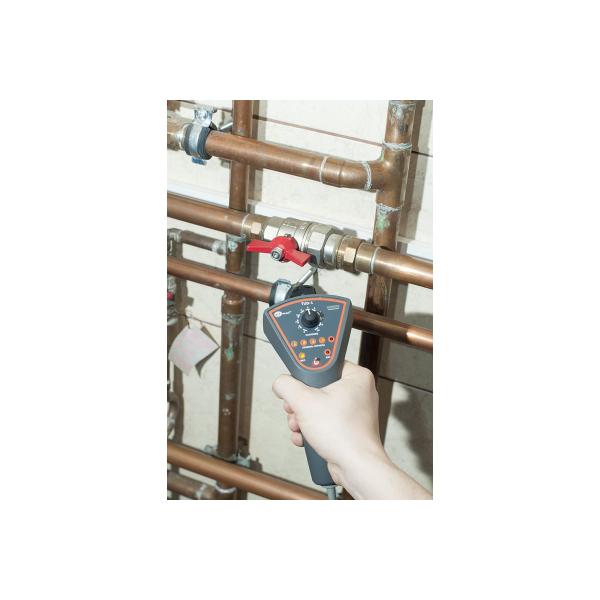 ultrasonic-detector-leaks-and-electric-digits-sonel-tud-1-wmrutud1-2