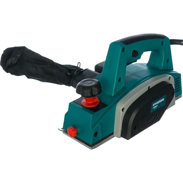 plane-hyundai-expert-p-900-82-1