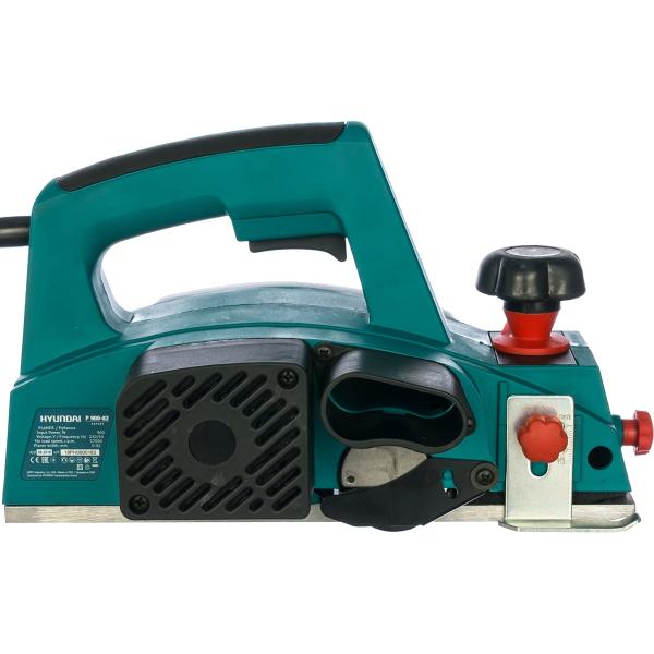 plane-hyundai-expert-p-900-82-2