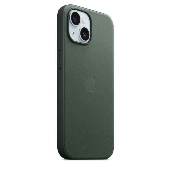slipcover-apple-iphone-15-finewoven-case-magsafe-evergreen-2