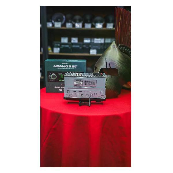 car-radio-deaf-bonce-hbm-103-7