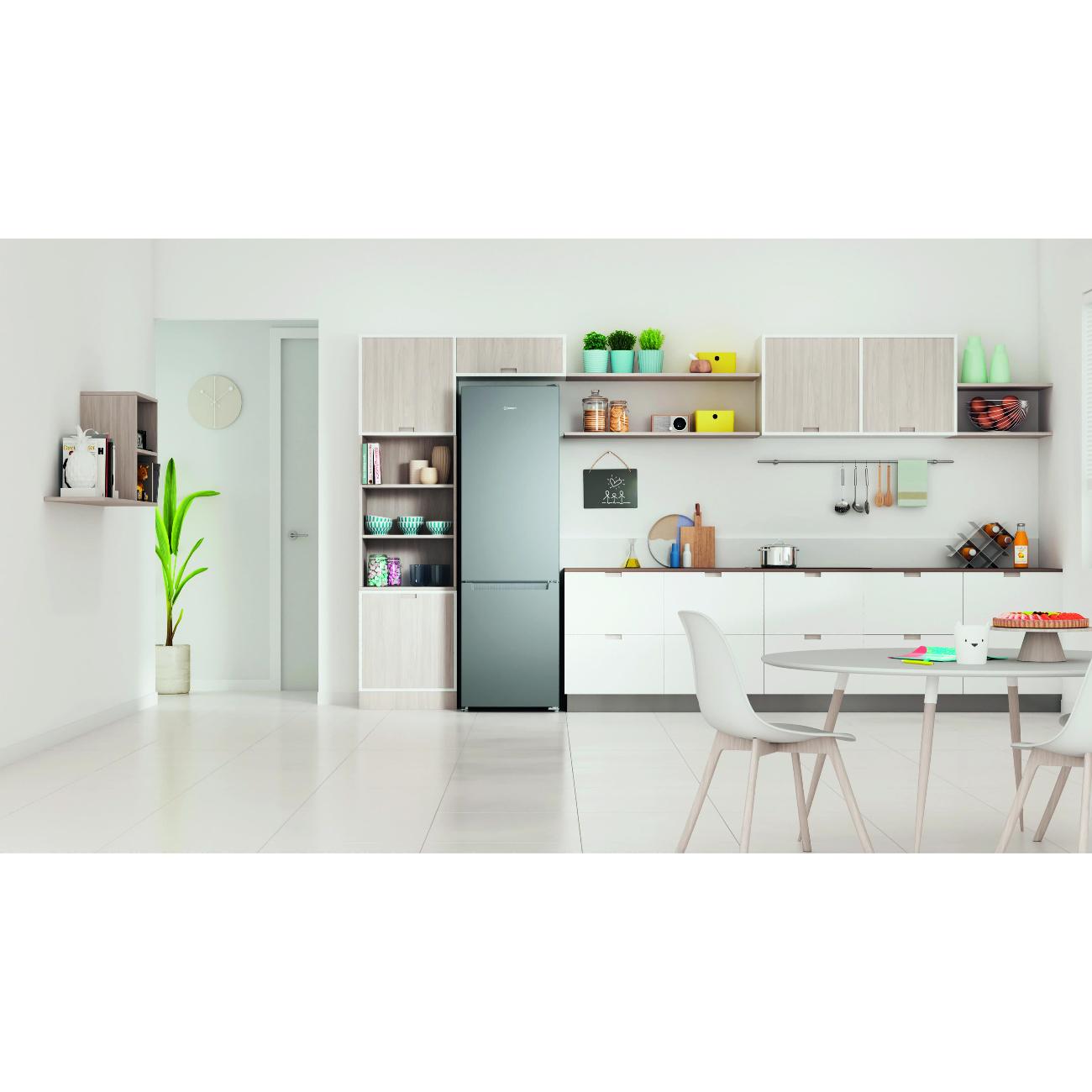 refrigerator-indesit-its-4200-xb-4