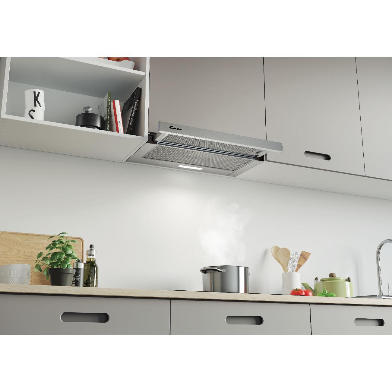 hood-built-in-closet-candy-cbt60rx-07-7
