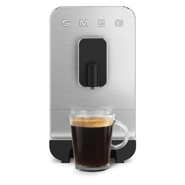 coffee-machine-smeg-black-bcc11blmeu-4