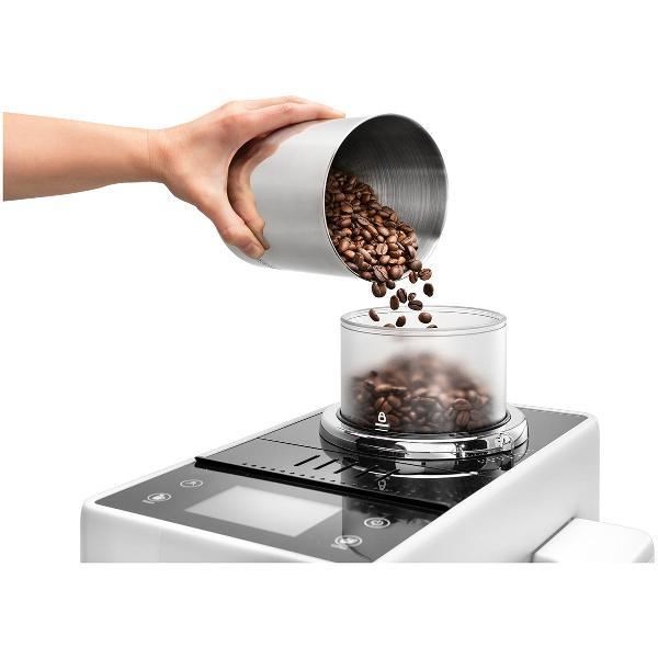 automatic-coffee-machine-delonghi-rivelia-exam440.35.w-2