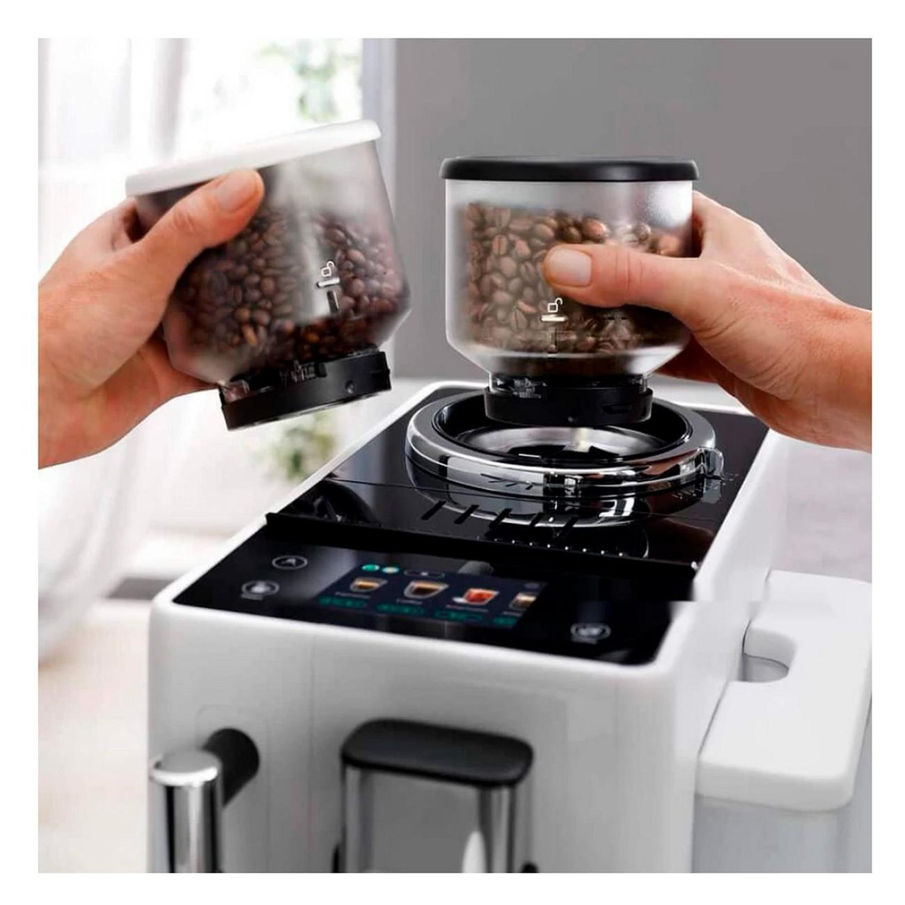 automatic-coffee-machine-delonghi-rivelia-exam440.35.w-5