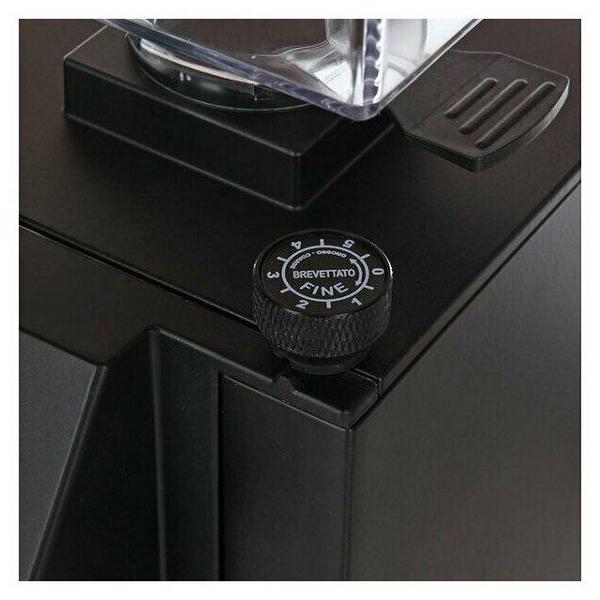 coffee-grinder-eureka-mignon-crono-15-black-4