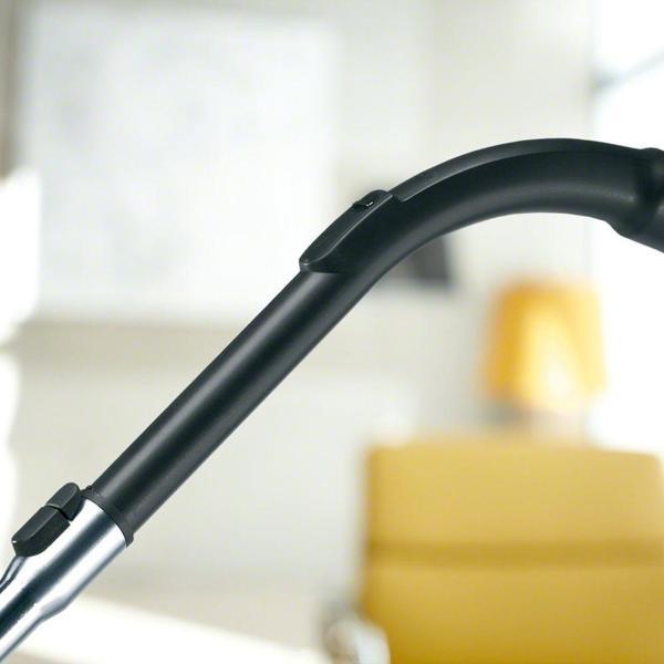 vacuum-cleaner-floor-miele-sbad3-9