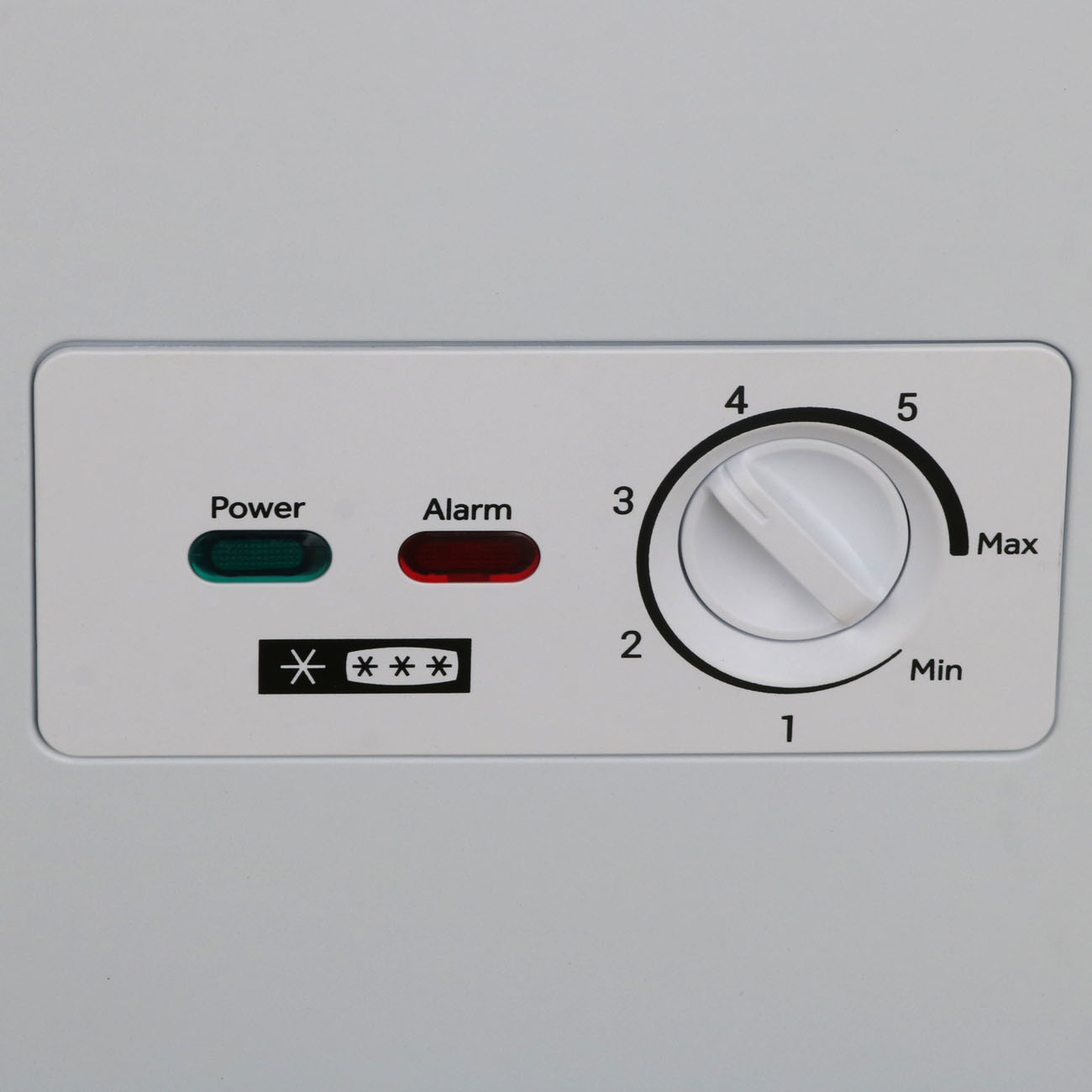 chestfreezer-candy-ccm-251-r-white-6