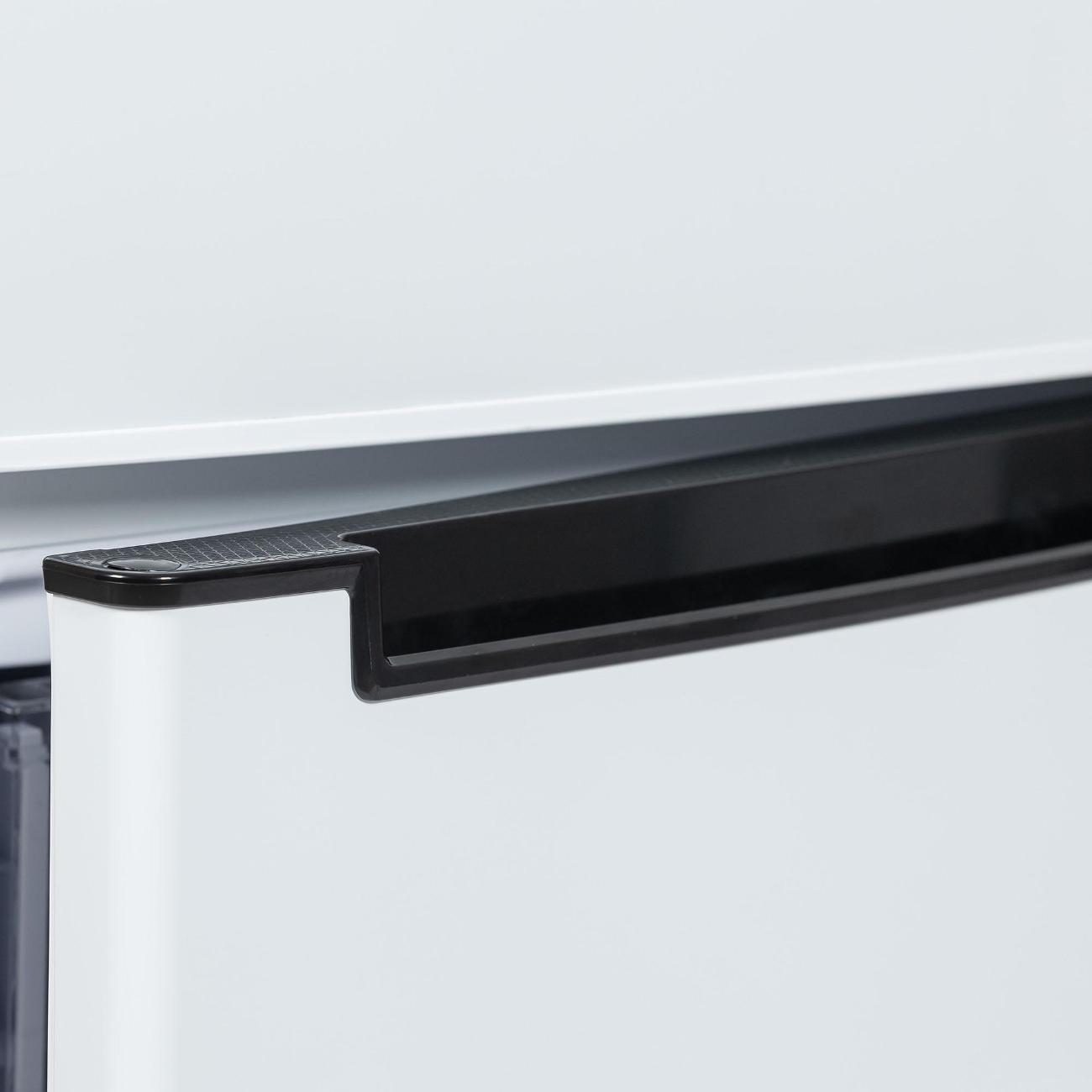 refrigerator-biryusa-551-9