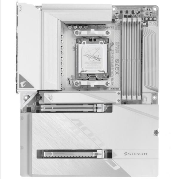 motherboard-gigabyte-x-870-aorus-stealth-ice-2