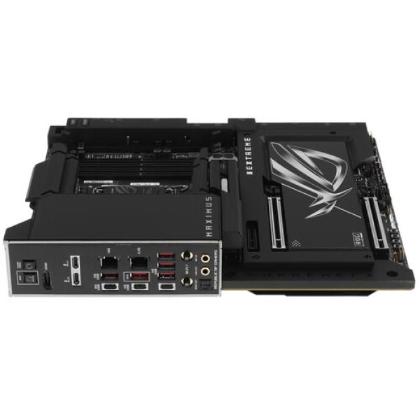motherboard-asus-rog-maximus-z-890-extreme-4