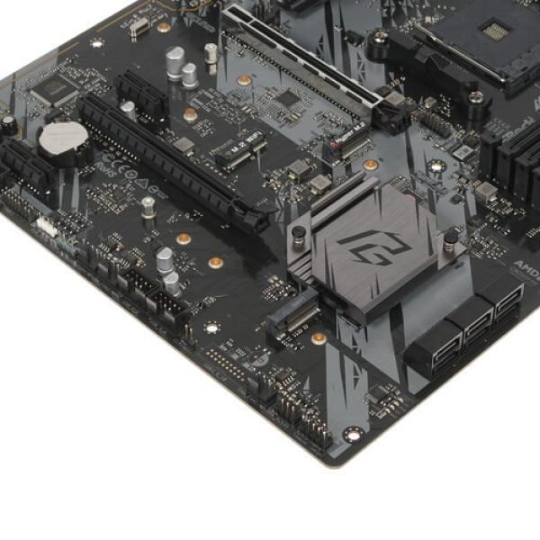 motherboard-asrock-b-550-phantom-gaming-4-4