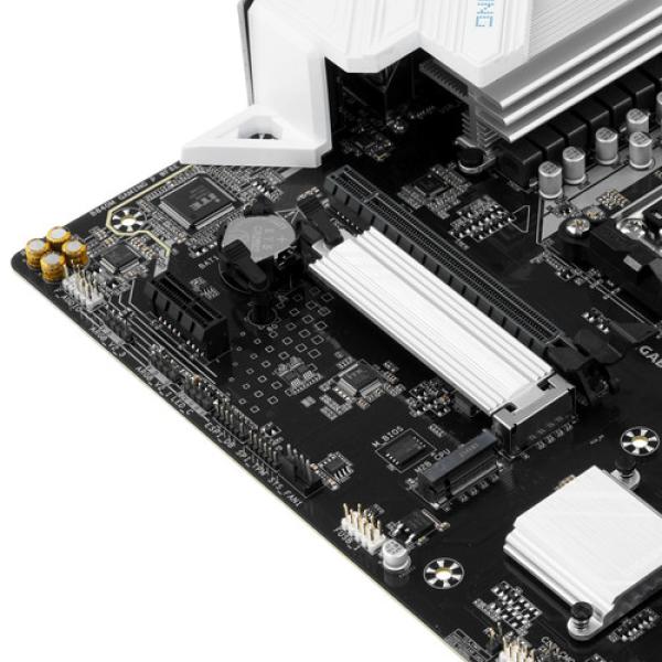 motherboard-gigabyte-b840m-gaming-plus-wifi-6-e-4