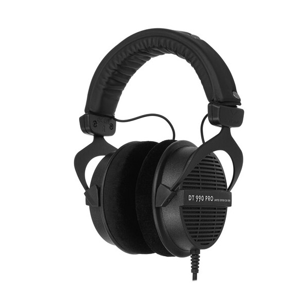 wired-headphones-beyerdynamic-dt-990-pro-limited-edition-250-ohms-black-2015-1