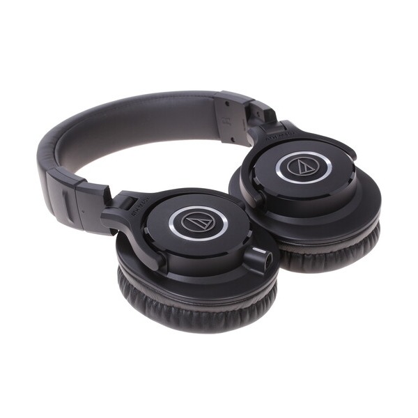 wired-headphones-audio-technica-ath-m-40-x-black-2016-1