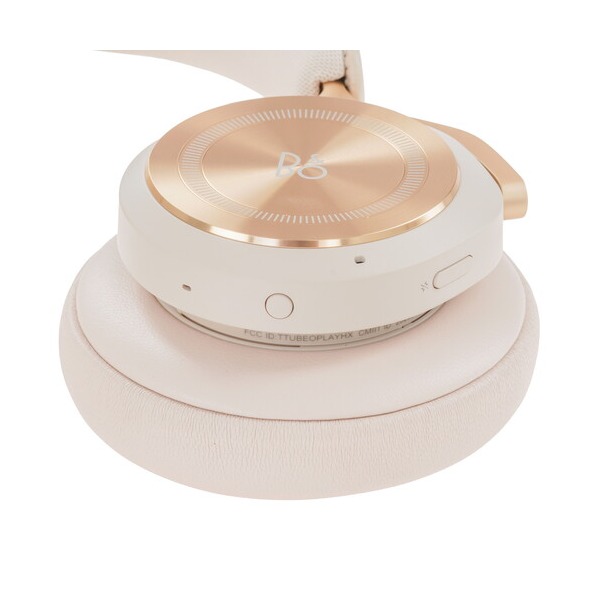 wireless-wired-headphones-bang-olufsen-beoplay-hx-golden-2021-5