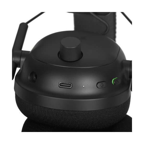 wireless-headphones-razer-blackshark-v-2-pro-black-2024-5