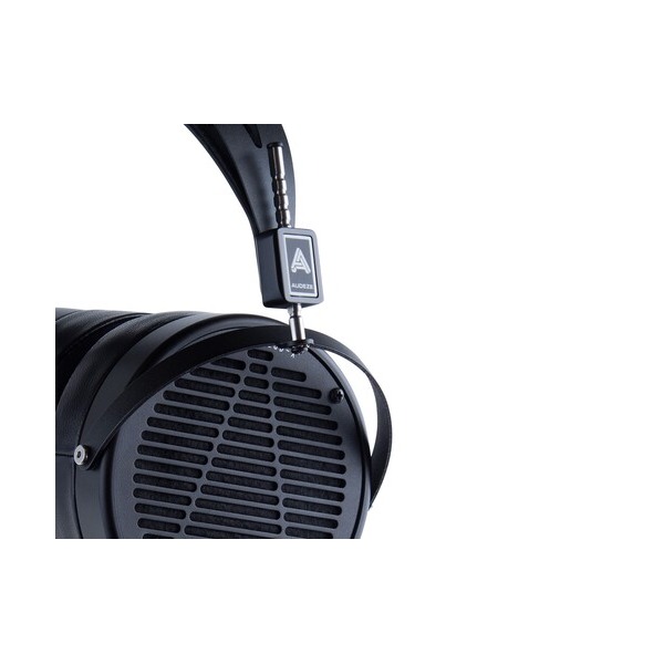 wired-headphones-audeze-lcd-x-black-2013-4