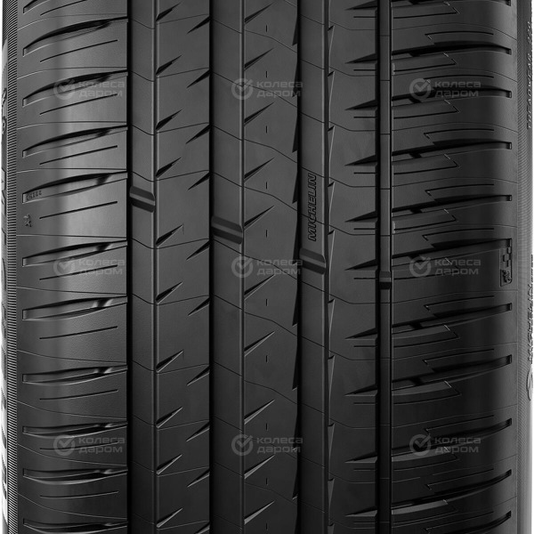 tire-michelin-pilot-sport-4-suv-235-60-r-18-107w-4
