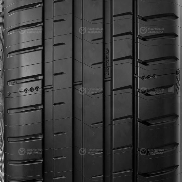 tire-michelin-pilot-sport-5-225-55-r-17-101-y-4