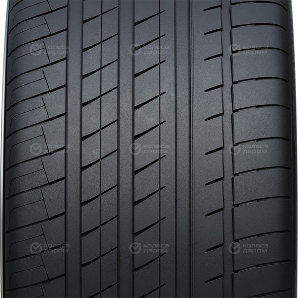tire-habilead-rs-26-235-60-r-19-107v-5