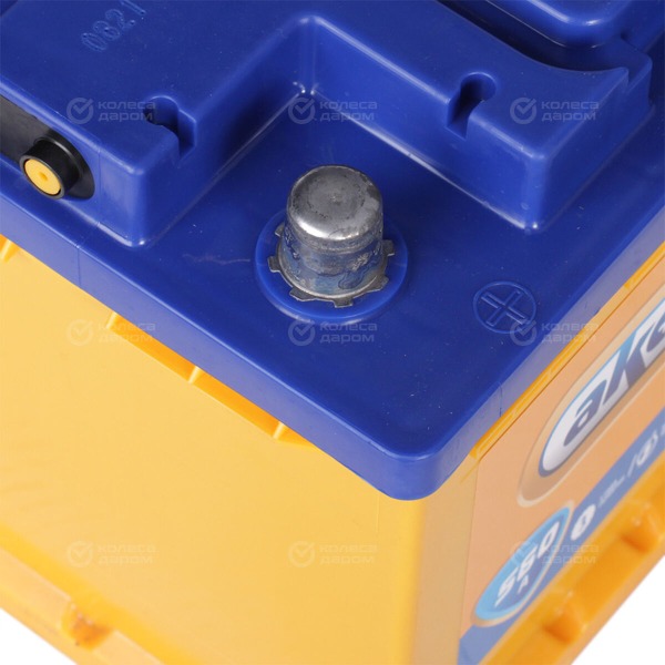 car-accumulator-akom-62ah-straight-polarity-l-2-3