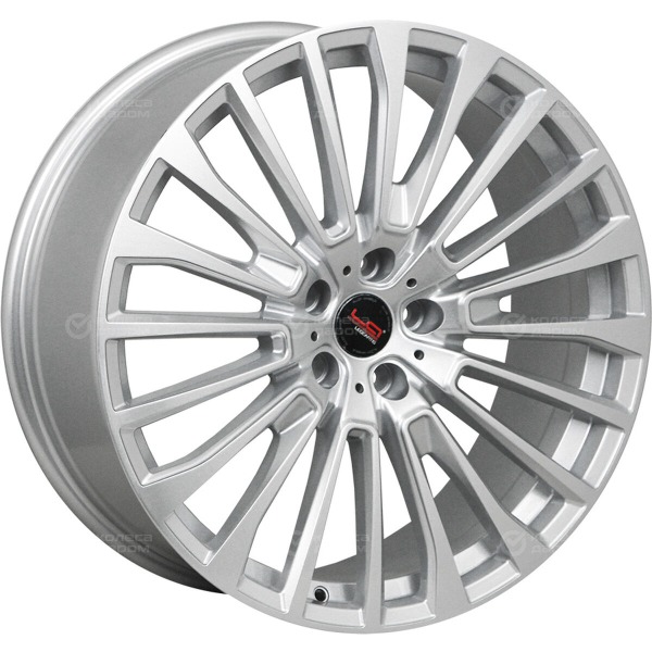 wheel-disk-legeartis-concept-b-540-105-xr-22-5-x-112-et-43-dia-666-silver-1