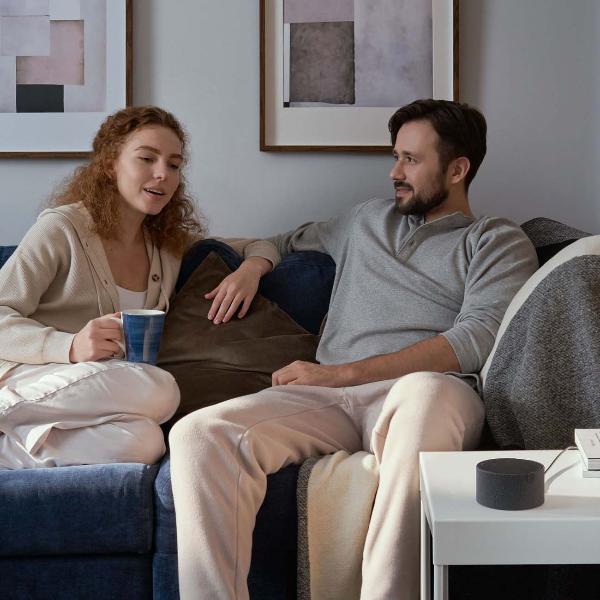 yandeks-stanciya-mini-bez-chasov-s-alisoi-na-yagpt-black-onyx-10vt-yndx-00021k-4