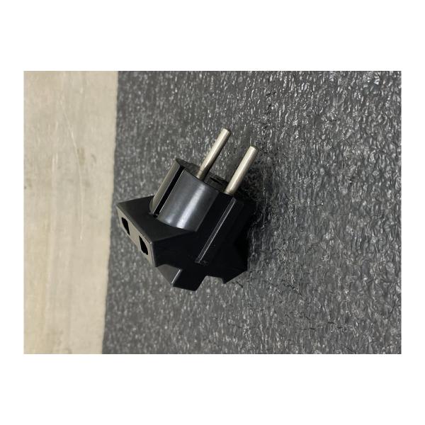 ay-ka-trojnik-3-gn-10a-250v-ploskaya-vilka-belyj-ay-ka-7714700-5