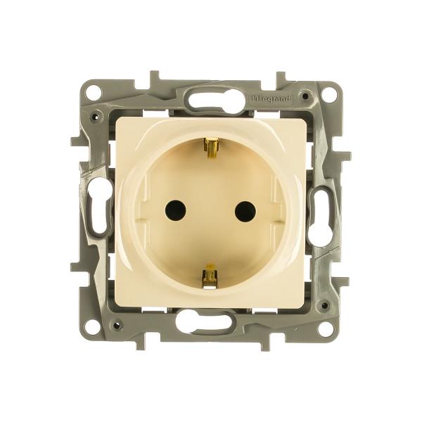 legrand-1-m-sp-etika-2k-z-16-a-zaschitnye-shtorki-s-zazemleniem-slonovaya-kost-leg-672322