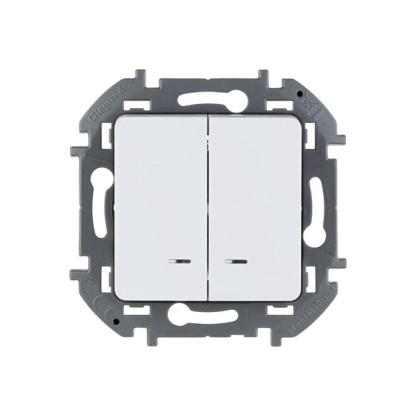 legrand-s-podsvetkoj-inspiria-10-ax-250-v-belyj-673630