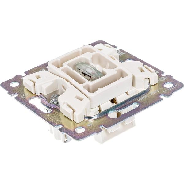 legrand-valena-s-podsvetkoj-slonovaya-kost-774310-695601-4