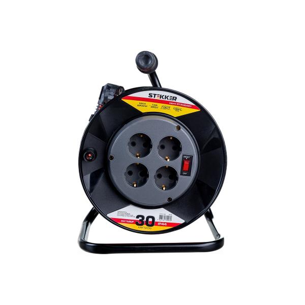 stekker-std02-41-30-30m-4-gnezda-s-zazemleniem-3h1-0-oranzhevyj-39708-3